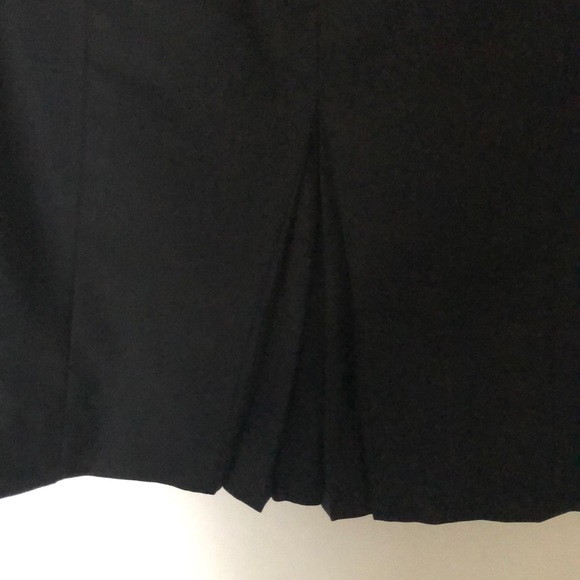 Club Monaco pencil skirt size 4 - Picture 3 of 4